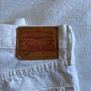 Levi’s High Rise Wedgie Fit Shorts